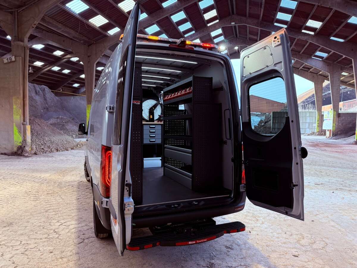 vereenooghe-van-mossel-brugge-mercedes-sprinter (13).JPEG