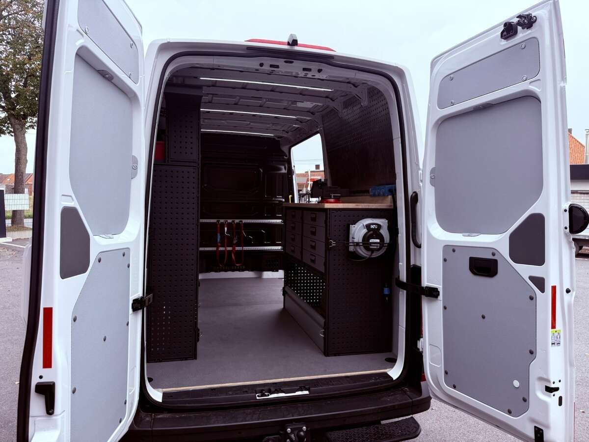 hansa-flex-vw-crafter (2).JPEG