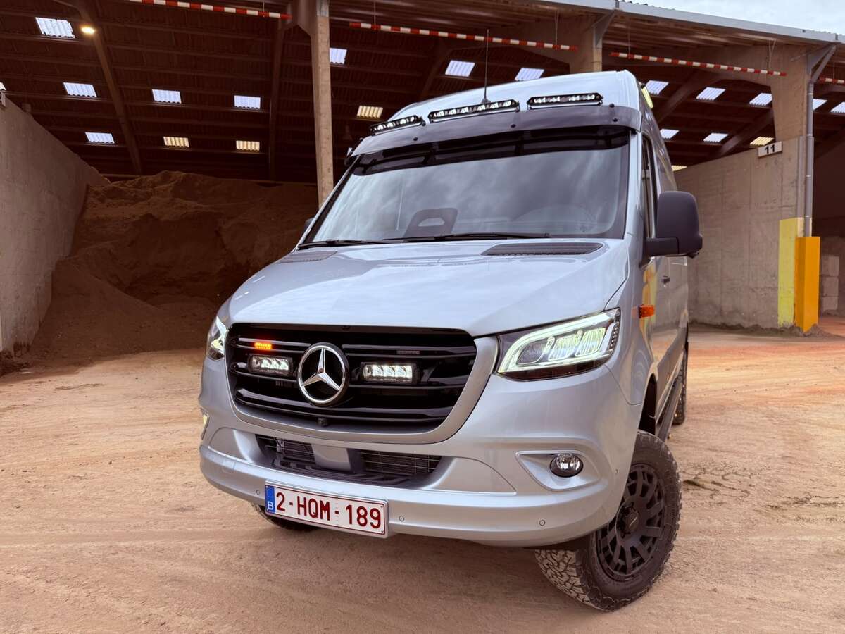 verdonck-aannemingen-mercedes-sprinter-4x4 (1).JPEG