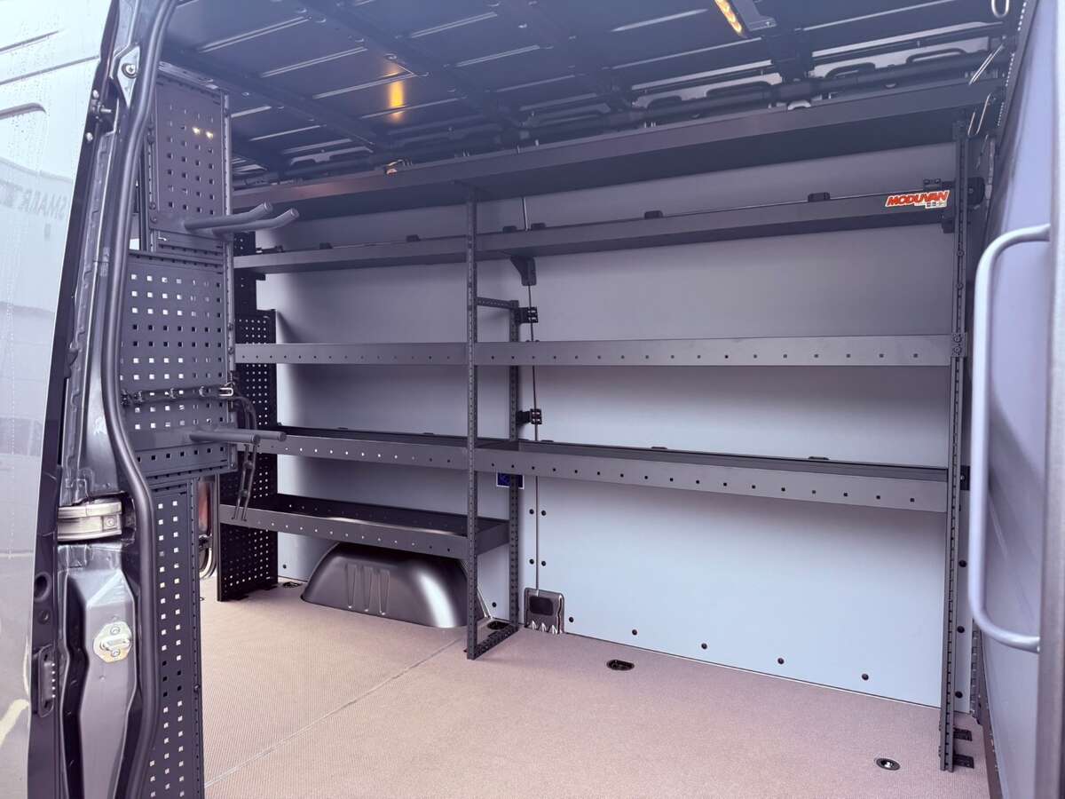 thomas-claeys-mercedes-sprinter (4).JPEG