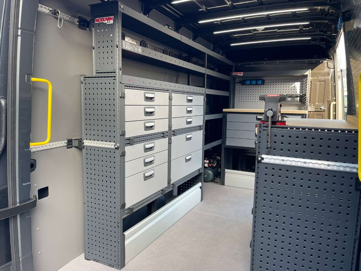 daniel-senesael-en-zoon-man-tge (5).JPEG