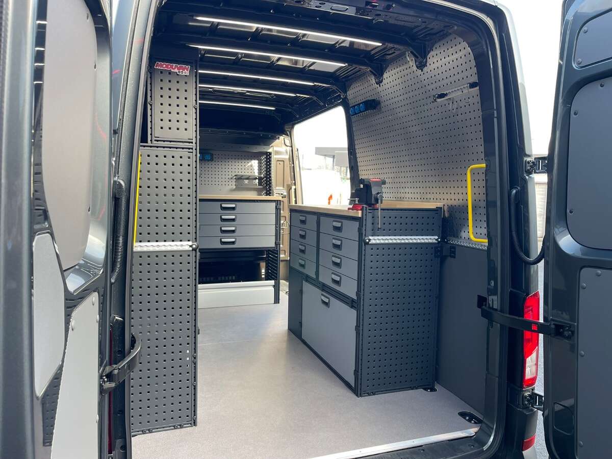 daniel-senesael-en-zoon-man-tge (3).JPEG